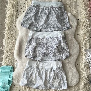 lululemon athletica Gray and White Skirts
